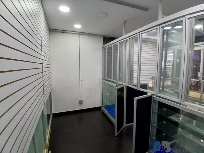 Local en arriendo en Noel, Medellín, 94 m² · foto 10 de 22