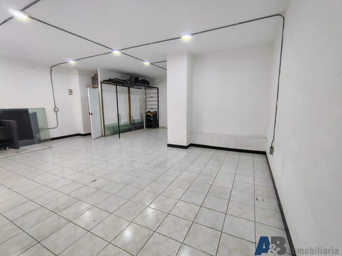Local en arriendo en Noel, Medellín, 94 m² · foto 13 de 22