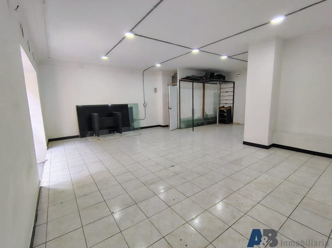 Local en arriendo en Noel, Medellín, 94 m² · foto 15 de 22