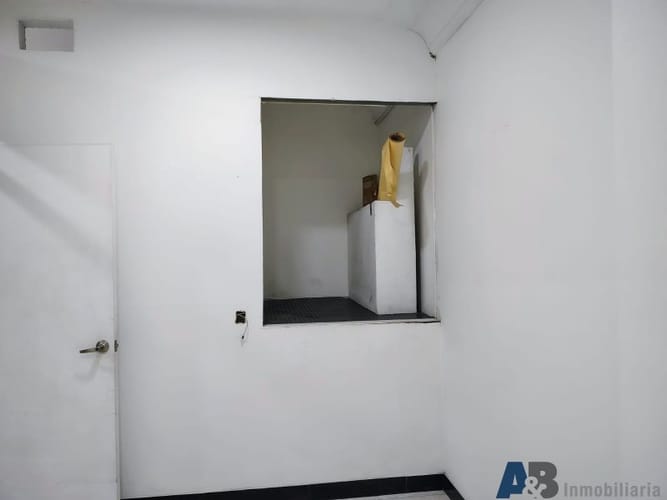 Local en arriendo en Noel, Medellín, 94 m² · foto 16 de 22