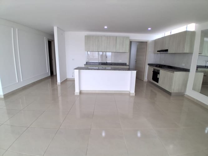 Apartamento de 4 alcobas en venta en Colinas De Alkarawi, Barranquilla, 150 m² · foto 4 de 24