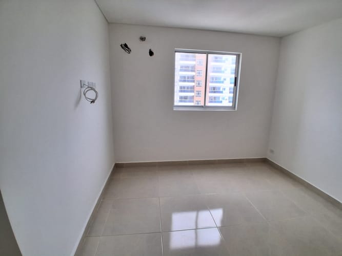 Apartamento de 4 alcobas en venta en Colinas De Alkarawi, Barranquilla, 150 m² · foto 13 de 24