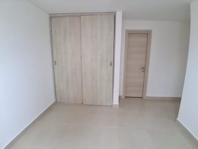 Apartamento de 4 alcobas en venta en Colinas De Alkarawi, Barranquilla, 150 m² · foto 14 de 24