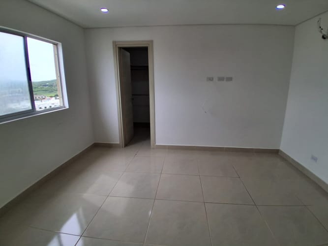 Apartamento de 4 alcobas en venta en Colinas De Alkarawi, Barranquilla, 150 m² · foto 21 de 24
