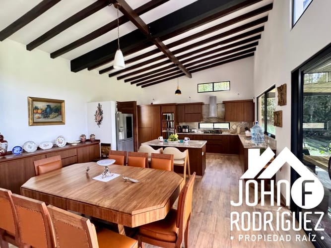 Casa de 4 alcobas en venta en Quirama, El Carmen de Viboral · foto 13 de 24