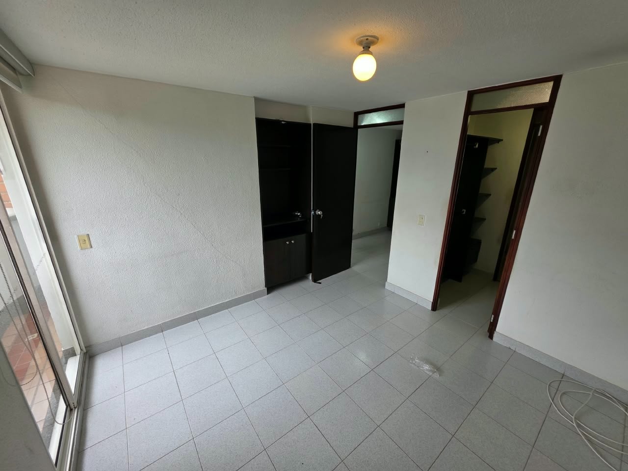 Apartamento en arriendo en Los Colores, Medellín · foto 5 de 24