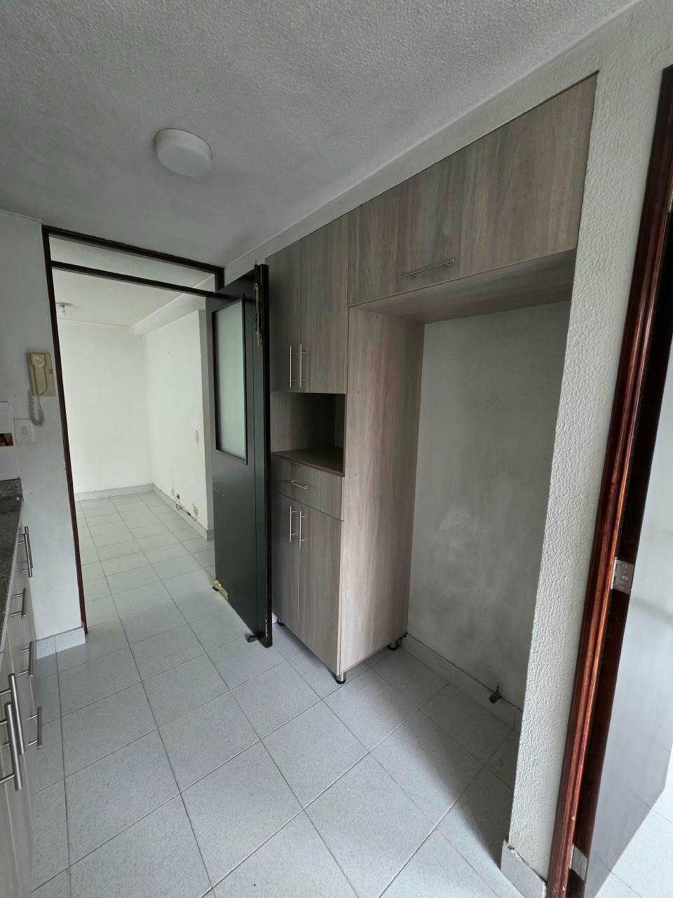 Apartamento en arriendo en Los Colores, Medellín · foto 18 de 24