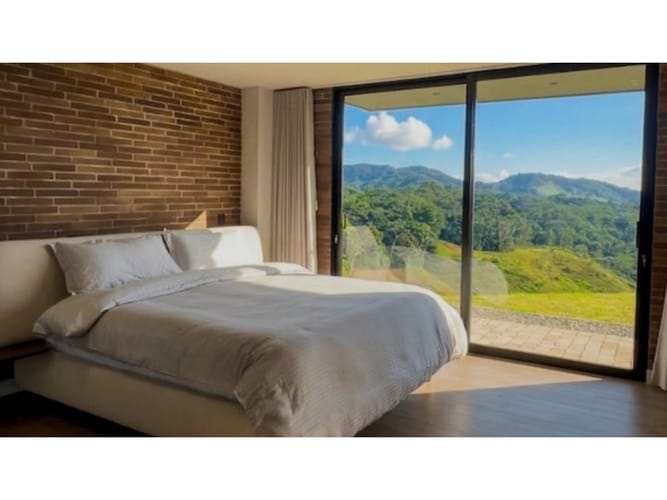 Casa de 4 alcobas en venta en Pantanillo, El Retiro, 315 m² · foto 10 de 24