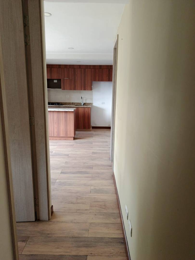 Apartamento en arriendo en San German, Medellín · foto 6 de 13