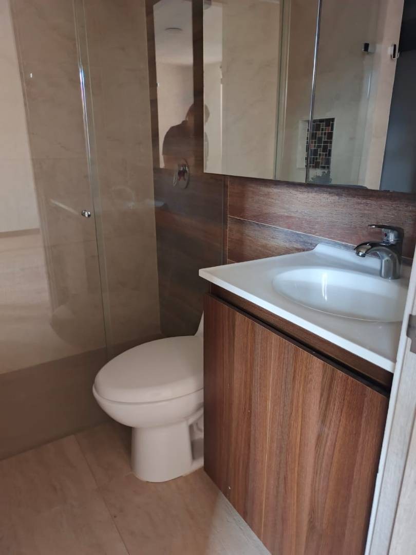 Apartamento en arriendo en San German, Medellín · foto 11 de 13