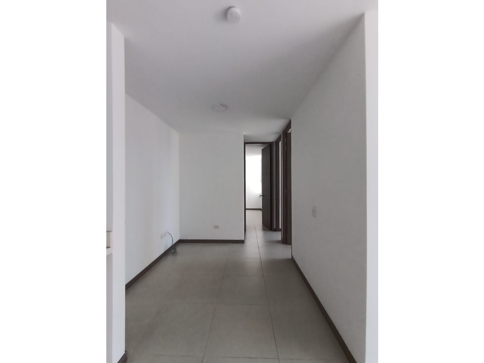 Apartamento en venta en Valle Del Lili, Cali · foto 5 de 18