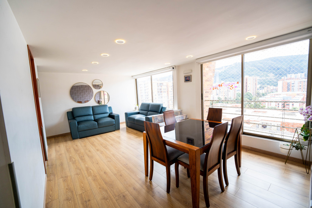 Apartamento en venta en Caobos Salazar, Bogotá · foto 2 de 24