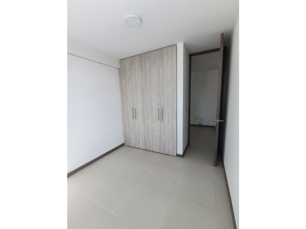 Apartamento en venta en Valle Del Lili, Cali · foto 11 de 18