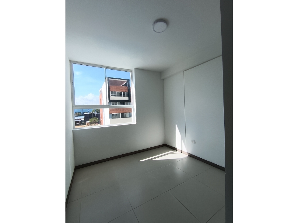 Apartamento en venta en Valle Del Lili, Cali · foto 12 de 18