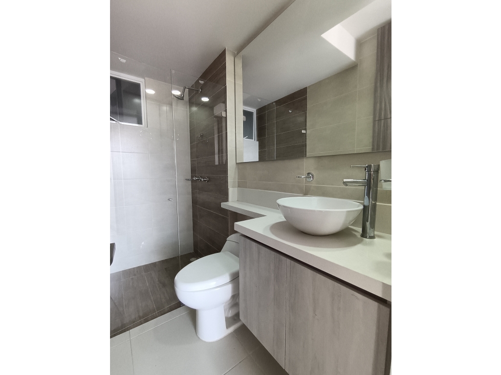 Apartamento en venta en Valle Del Lili, Cali · foto 13 de 18