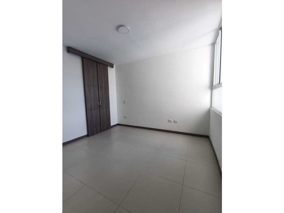 Apartamento en venta en Valle Del Lili, Cali · foto 14 de 18