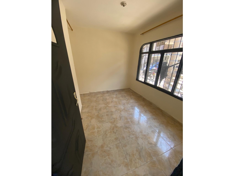 Apartamento en arriendo en La Fortaleza, Cali · foto 8 de 14