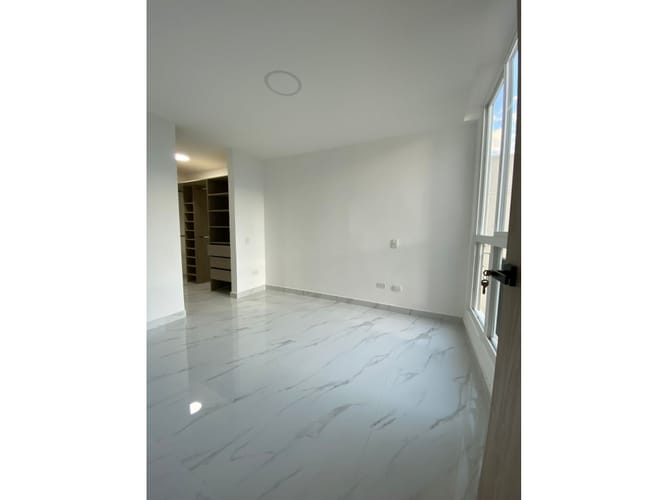 Apartamento de 3 alcobas en venta en Ciudad Pacífica, Cali, 75 m² · foto 16 de 20