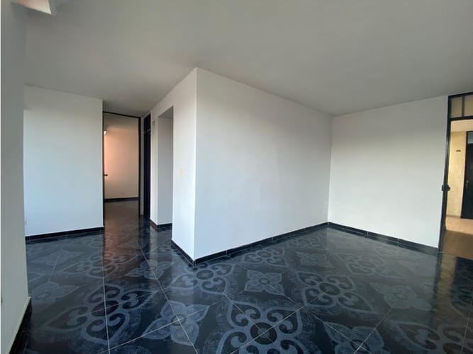Apartamento en venta en Conjunto Residencial Samanes De Fondecom, Cali · foto 6 de 15