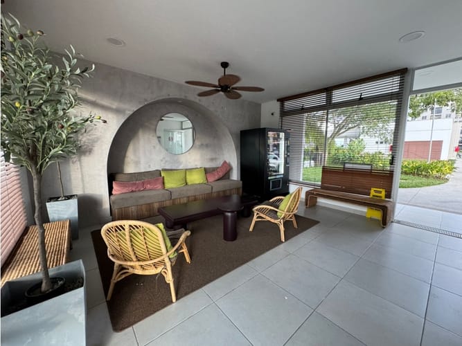Apartamento de 1 alcoba en venta en Cachipay, Cali, 55 m² · foto 2 de 19
