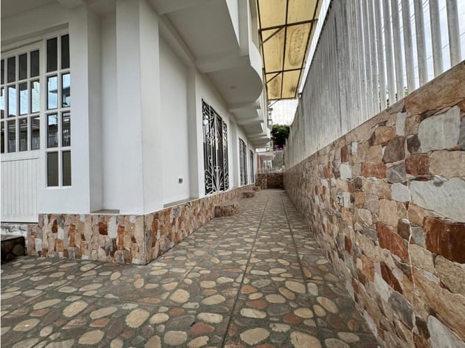 Casa de 6 alcobas en venta en Caney, Cali, 448 m² · foto 6 de 24