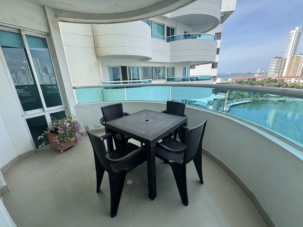 Apartamento en venta en Bocagrande, Cartagena · foto 3 de 11