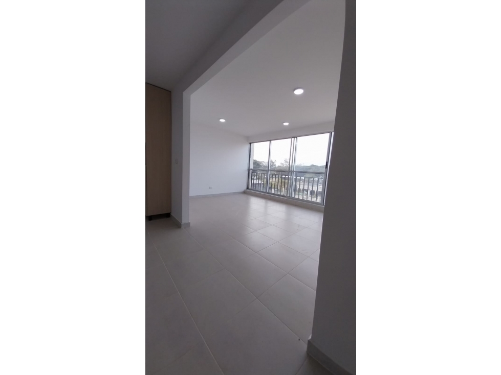 Apartamento en arriendo en Paso De La Bolsa, Jamundí · foto 2 de 13