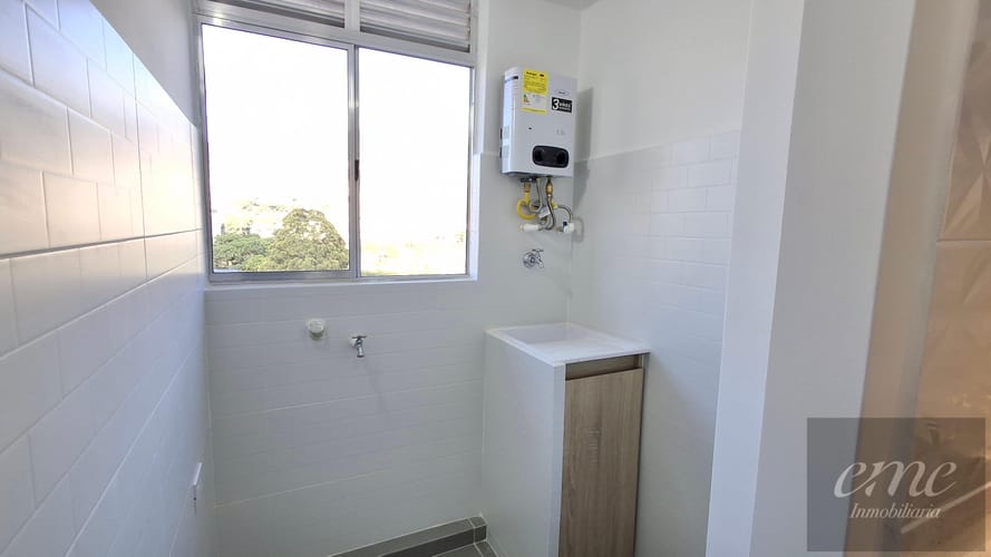 Apartamento de 3 alcobas en arriendo en Asentamiento La Orquidea, Bello, 52 m² · foto 6 de 21