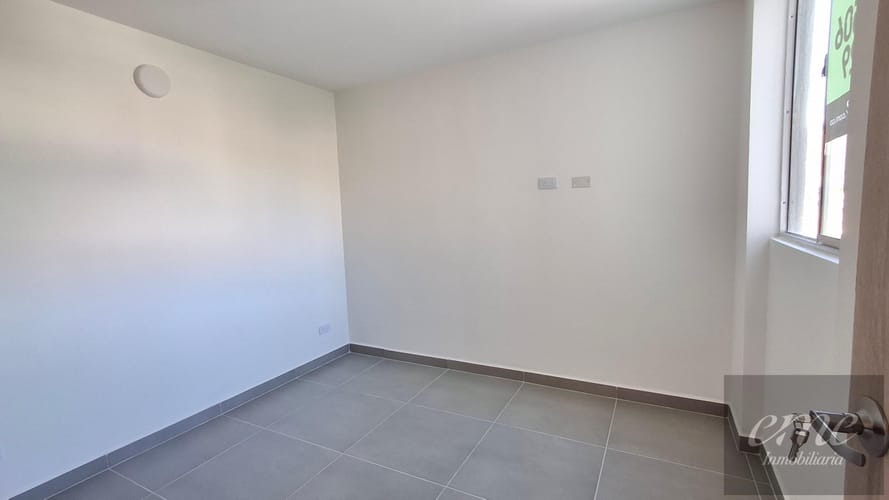 Apartamento de 3 alcobas en arriendo en Asentamiento La Orquidea, Bello, 52 m² · foto 18 de 21