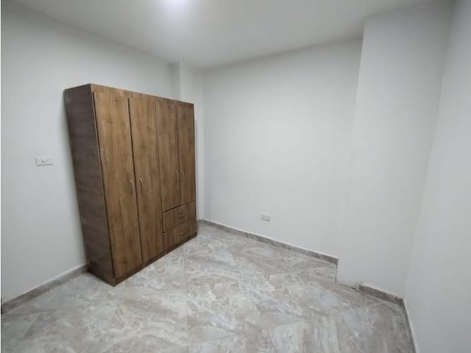 Apartaestudio en venta en La Almeria, Medellín, 125 m² · foto 12 de 17
