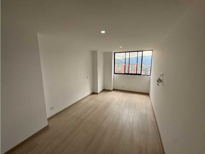 Apartamento de 2 alcobas en arriendo en Loma Del Escobero, Envigado, 84 m² · foto 7 de 20