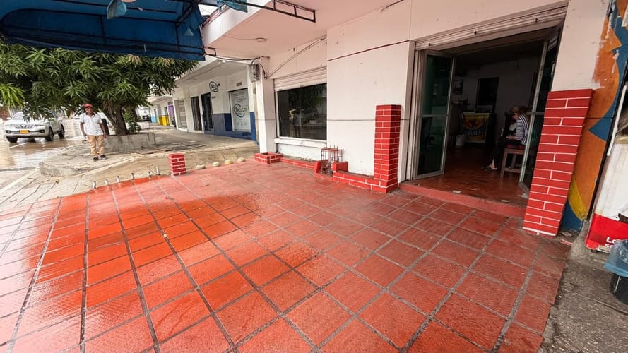 Local en arriendo en Colombia, Barranquilla, 45 m² · foto 2 de 20