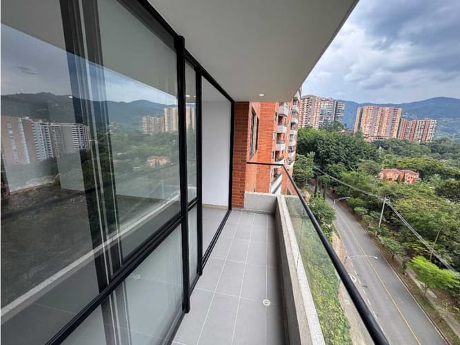 Apartamento de 2 alcobas en arriendo en Loma Del Escobero, Envigado, 84 m² · foto 15 de 20