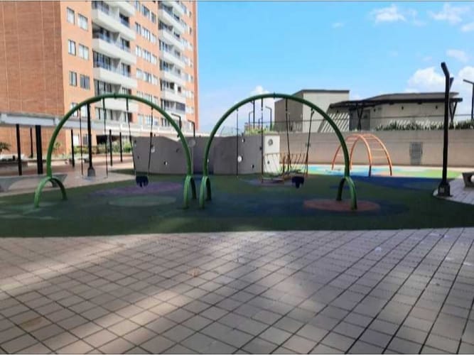 Apartamento de 2 alcobas en arriendo en Loma Del Escobero, Envigado, 84 m² · foto 19 de 20