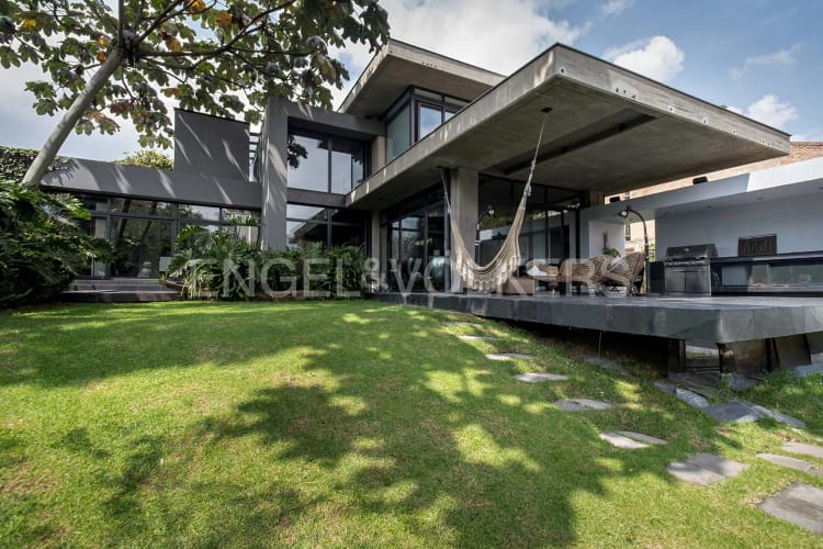 Casa de 4 alcobas en venta en Lindaraja, Bogotá, 400 m² · foto 11 de 23