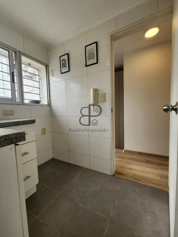 Alquiler Apartamento Monoambiente Grande Pocitos con Patio · Foto 10