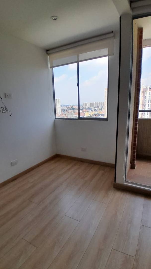 Apartamento en venta en Villemar, Bogotá · foto 8 de 24
