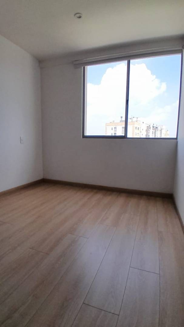 Apartamento en venta en Villemar, Bogotá · foto 14 de 24