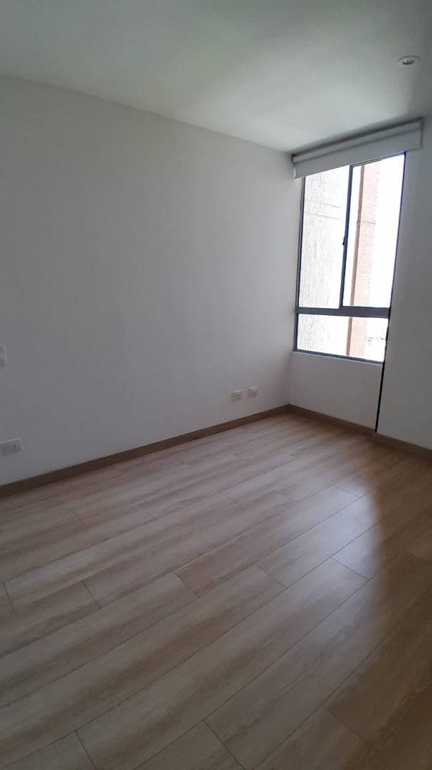 Apartamento en venta en Villemar, Bogotá · foto 17 de 24