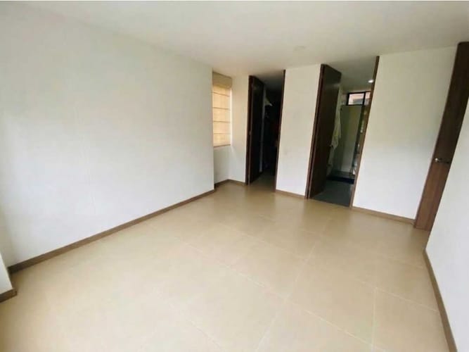 Apartamento de 3 alcobas en arriendo en Loma Del Escobero, Envigado, 105 m² · foto 10 de 22