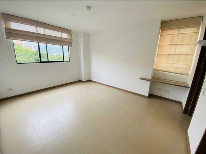 Apartamento de 3 alcobas en arriendo en Loma Del Escobero, Envigado, 105 m² · foto 11 de 22