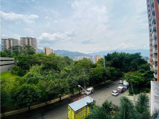 Apartamento de 3 alcobas en arriendo en Loma Del Escobero, Envigado, 105 m² · foto 18 de 22