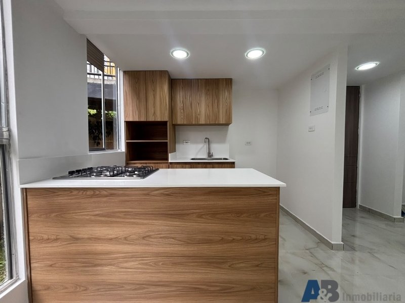 Apartamento en venta en San Antonio De Prado, Medellín · foto 4 de 13