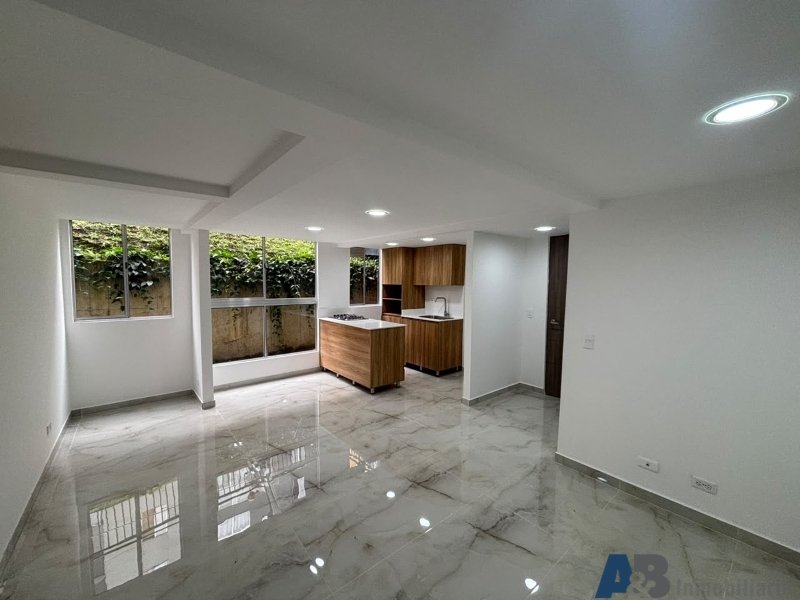 Apartamento en venta en San Antonio De Prado, Medellín · foto 6 de 13