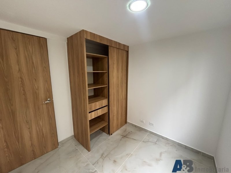 Apartamento en venta en San Antonio De Prado, Medellín · foto 11 de 13