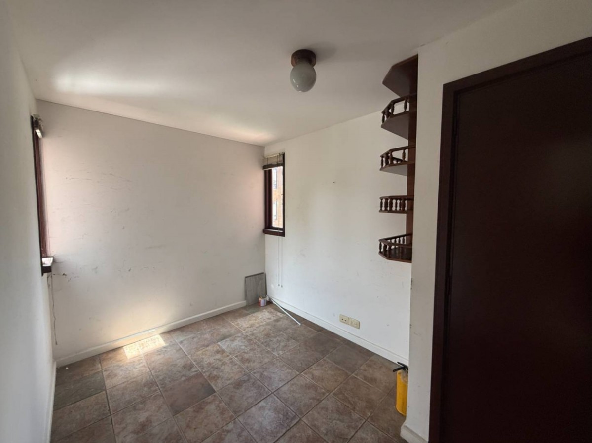 Apartamento en venta en Los Rosales, Bogotá · foto 8 de 24