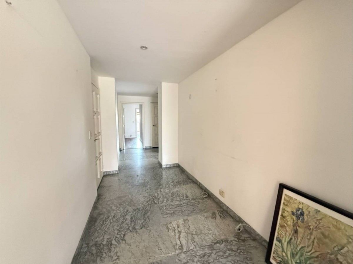 Apartamento en venta en Los Rosales, Bogotá · foto 14 de 24