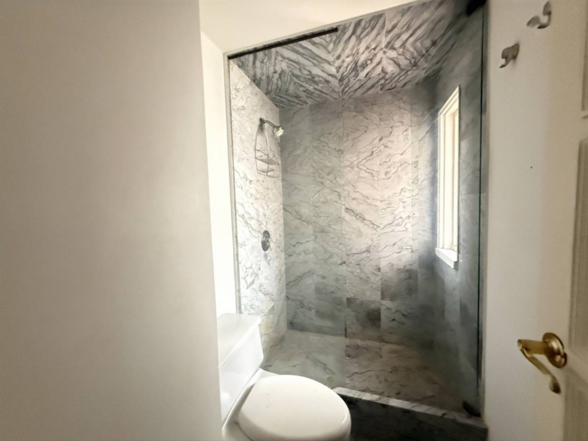 Apartamento en venta en Los Rosales, Bogotá · foto 18 de 24