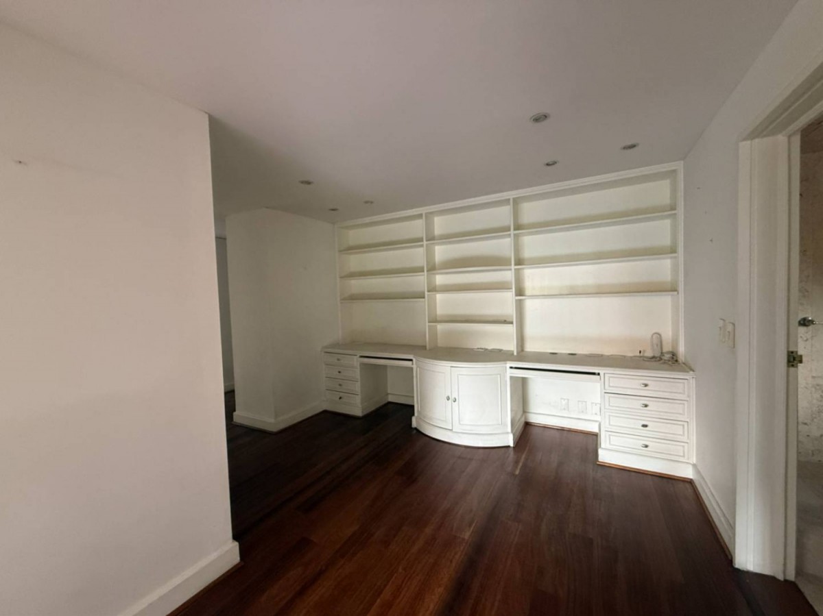 Apartamento en venta en Los Rosales, Bogotá · foto 20 de 24