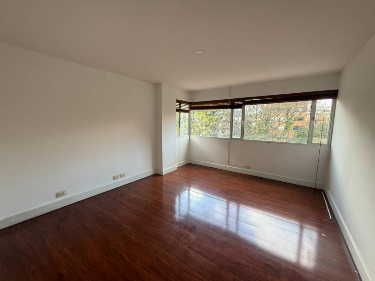 Apartamento en venta en Los Rosales, Bogotá · foto 21 de 24